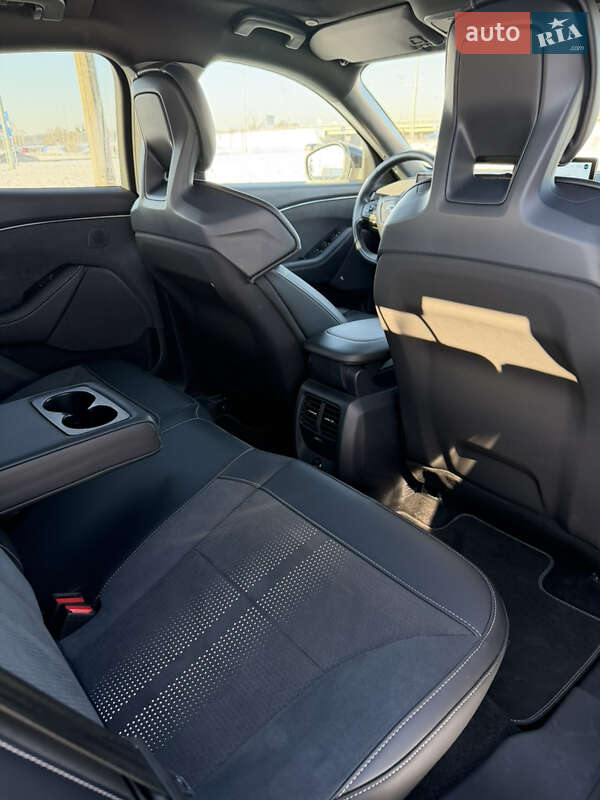 Внедорожник / Кроссовер Ford Mustang Mach-E 2023 в Киеве