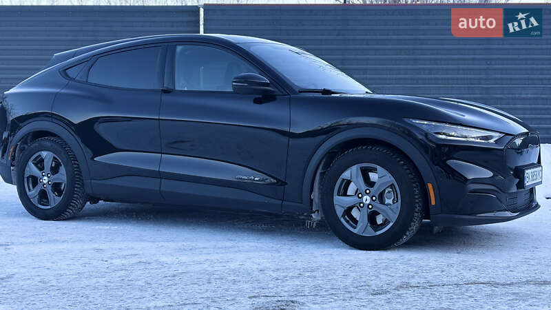 Позашляховик / Кросовер Ford Mustang Mach-E 2021 в Радивиліві