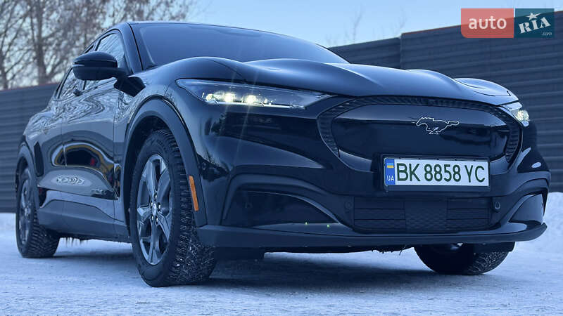 Позашляховик / Кросовер Ford Mustang Mach-E 2021 в Радивиліві