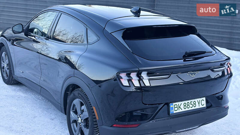 Позашляховик / Кросовер Ford Mustang Mach-E 2021 в Радивиліві