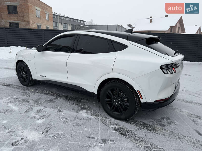 Позашляховик / Кросовер Ford Mustang Mach-E 2024 в Івано-Франківську