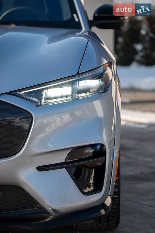 Позашляховик / Кросовер Ford Mustang Mach-E 2022 в Івано-Франківську