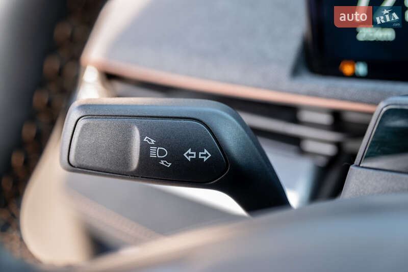 Позашляховик / Кросовер Ford Mustang Mach-E 2022 в Івано-Франківську