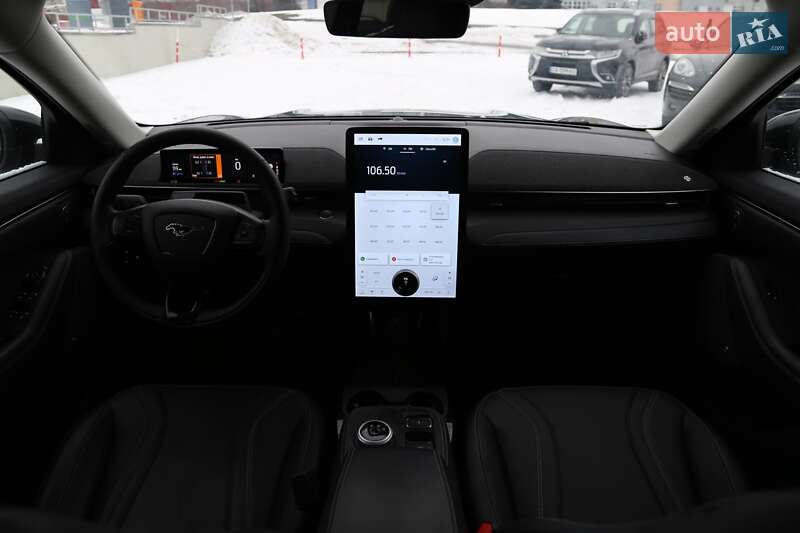 Позашляховик / Кросовер Ford Mustang Mach-E 2024 в Києві фото 13 Позашляховик / Кросовер Ford Mustang Mach-E 2024 в Києві