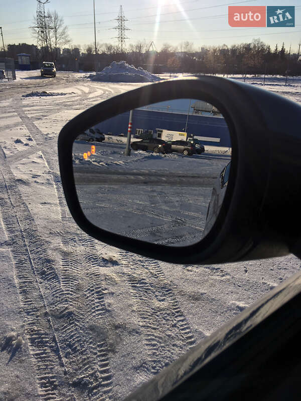 Позашляховик / Кросовер Ford Mustang Mach-E 2021 в Києві