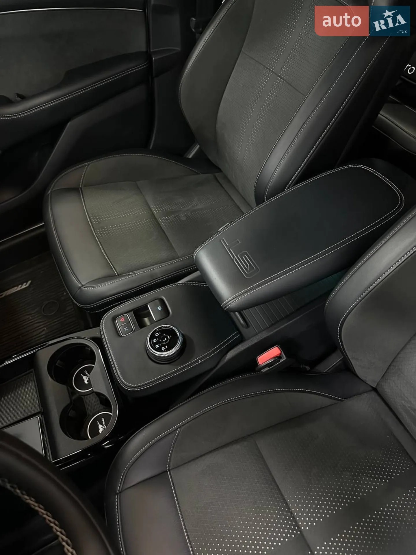 2021 Ford Mustang Mach-E - мініатюра 8