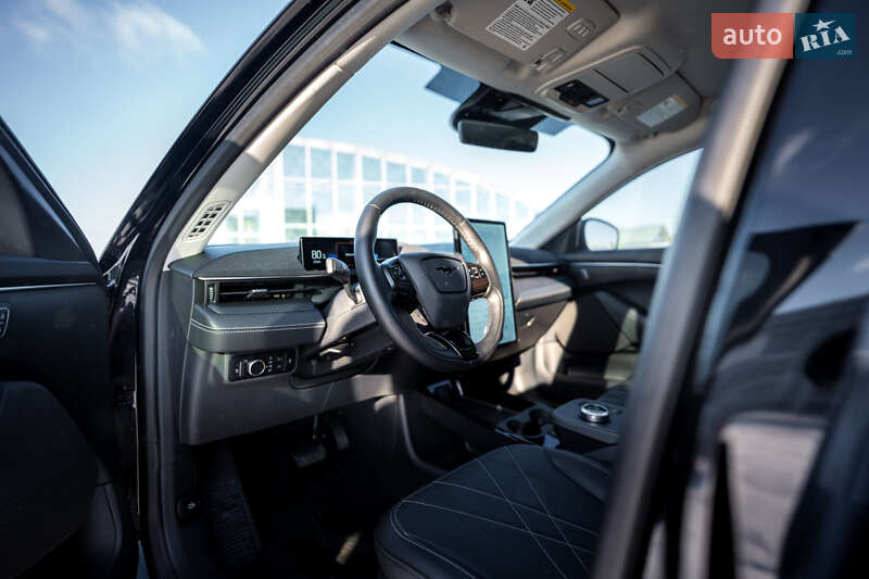 Позашляховик / Кросовер Ford Mustang Mach-E 2024 в Києві