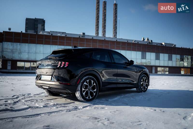 Позашляховик / Кросовер Ford Mustang Mach-E 2024 в Києві