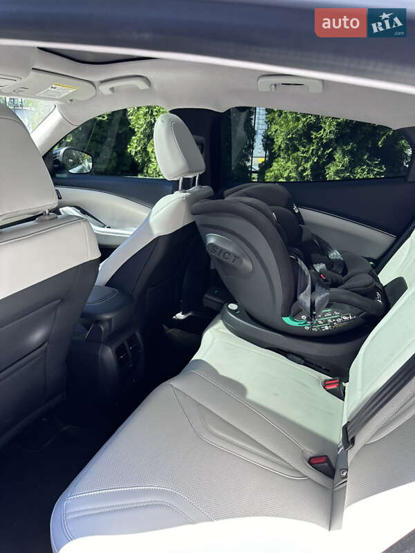 Позашляховик / Кросовер Ford Mustang Mach-E 2022 в Черкасах