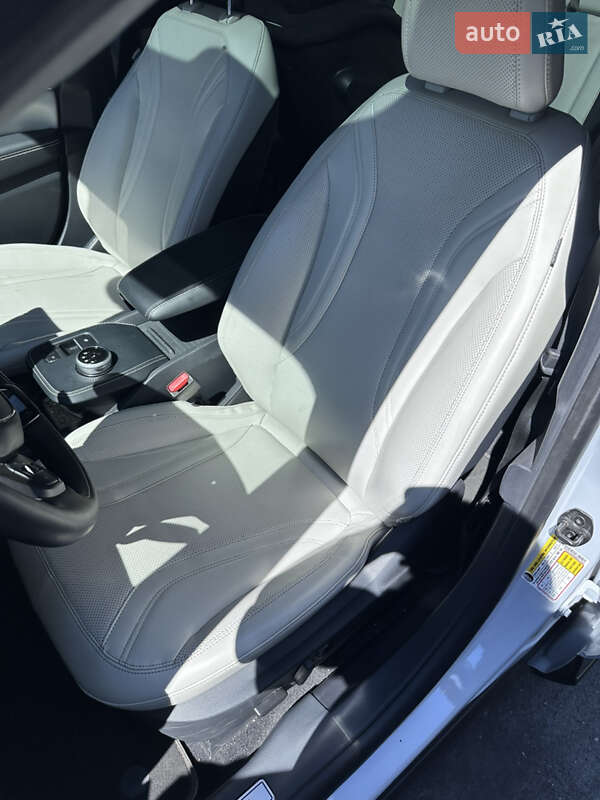 Позашляховик / Кросовер Ford Mustang Mach-E 2022 в Черкасах