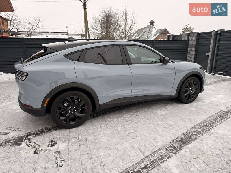 Внедорожник / Кроссовер Ford Mustang Mach-E 2024 в Ивано-Франковске
