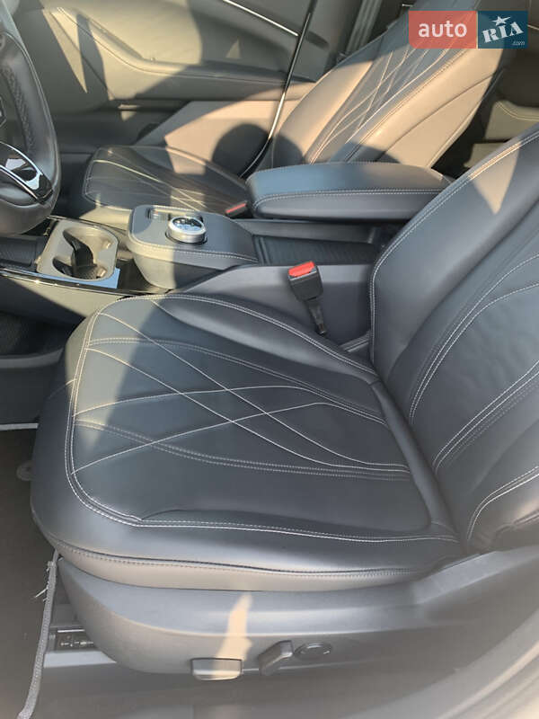 Позашляховик / Кросовер Ford Mustang Mach-E 2024 в Коломиї