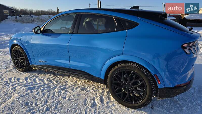 Внедорожник / Кроссовер Ford Mustang Mach-E 2022 в Ивано-Франковске