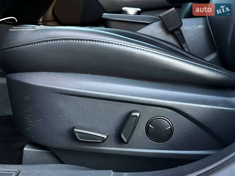 Позашляховик / Кросовер Ford Mustang Mach-E 2021 в Києві фото 16 Позашляховик / Кросовер Ford Mustang Mach-E 2021 в Києві