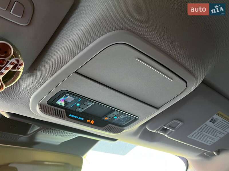 Позашляховик / Кросовер Ford Mustang Mach-E 2021 в Києві фото 25 Позашляховик / Кросовер Ford Mustang Mach-E 2021 в Києві