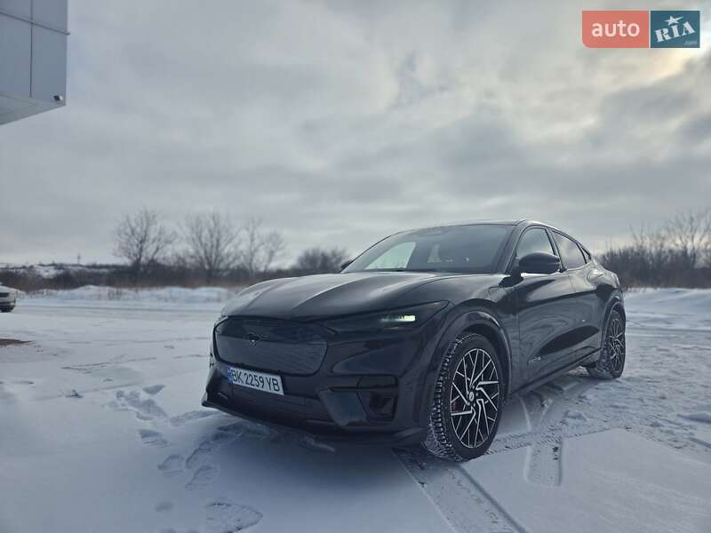 Внедорожник / Кроссовер Ford Mustang Mach-E 2021 в Ровно фото Внедорожник / Кроссовер Ford Mustang Mach-E 2021 в Ровно