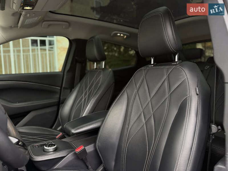 Внедорожник / Кроссовер Ford Mustang Mach-E 2021 в Тернополе