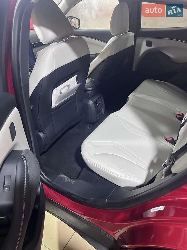 Внедорожник / Кроссовер Ford Mustang Mach-E 2023 в Киеве