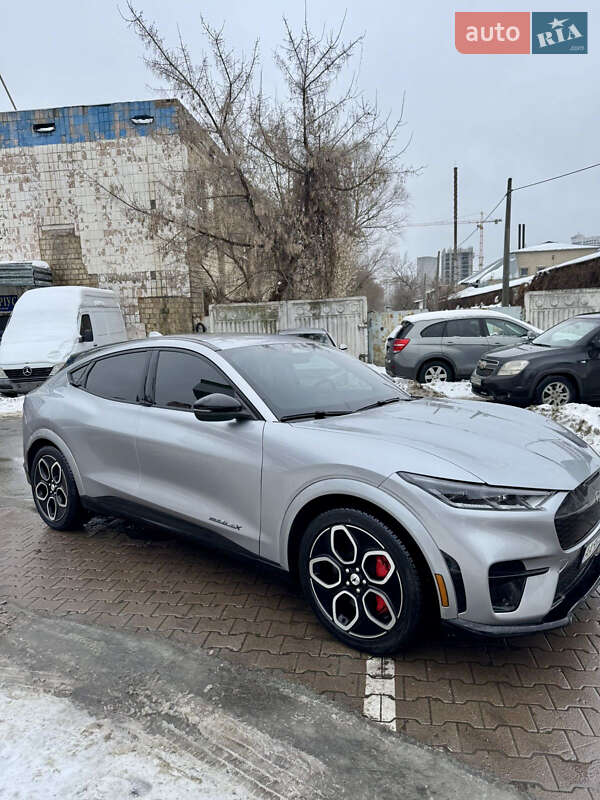 Позашляховик / Кросовер Ford Mustang Mach-E 2021 в Києві