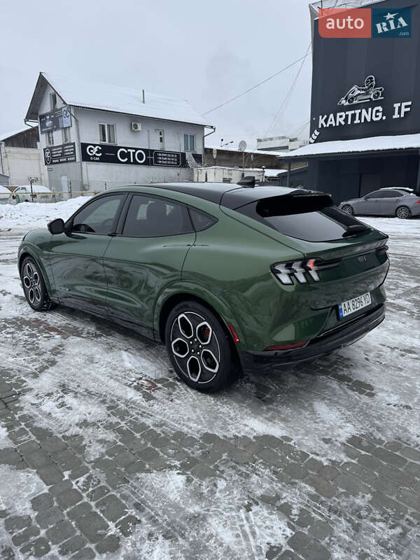 Позашляховик / Кросовер Ford Mustang Mach-E 2024 в Івано-Франківську