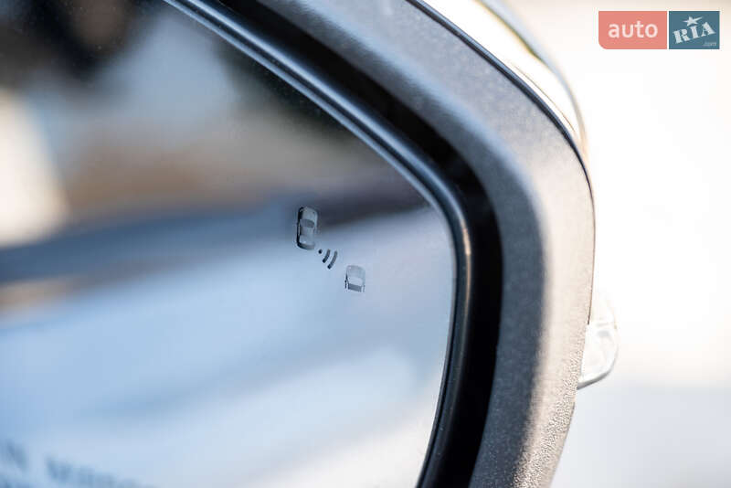 Позашляховик / Кросовер Ford Mustang Mach-E 2023 в Івано-Франківську фото 22 Позашляховик / Кросовер Ford Mustang Mach-E 2023 в Івано-Франківську