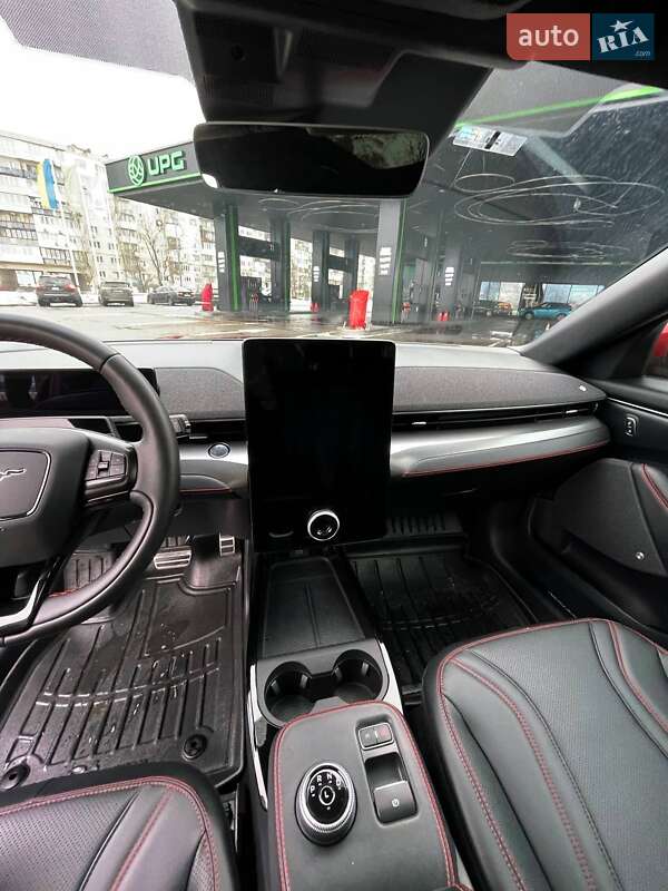 Внедорожник / Кроссовер Ford Mustang Mach-E 2020 в Киеве фото 28 Внедорожник / Кроссовер Ford Mustang Mach-E 2020 в Киеве