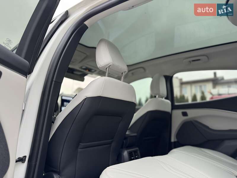 Позашляховик / Кросовер Ford Mustang Mach-E 2023 в Рівному