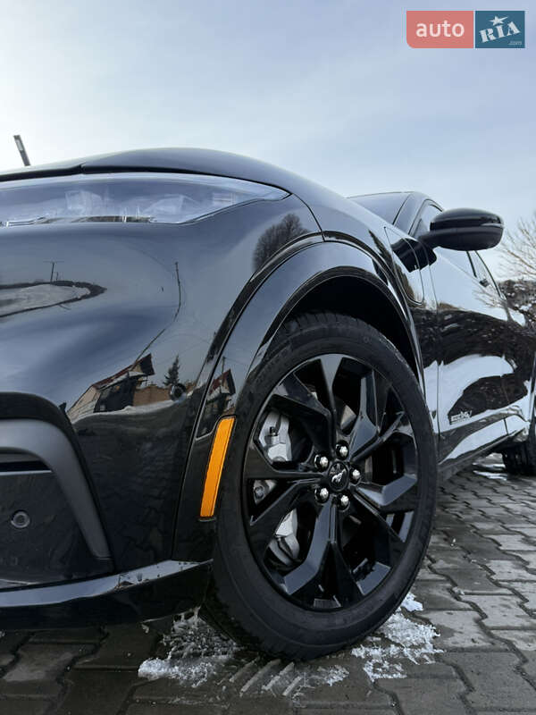 Позашляховик / Кросовер Ford Mustang Mach-E 2023 в Івано-Франківську