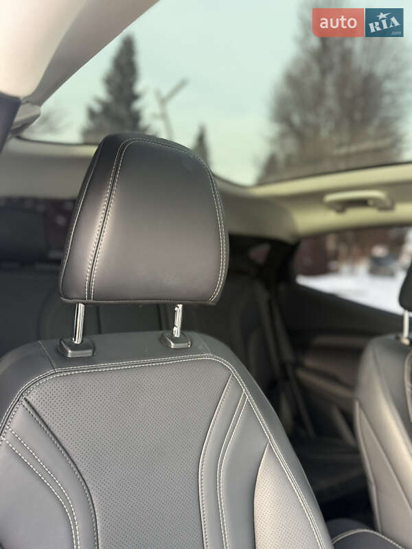 Позашляховик / Кросовер Ford Mustang Mach-E 2023 в Івано-Франківську