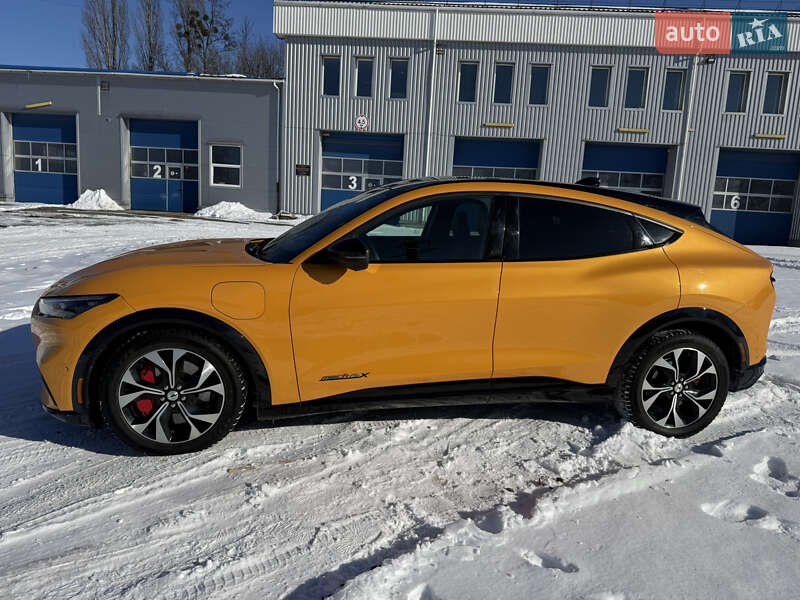 Внедорожник / Кроссовер Ford Mustang Mach-E 2022 в Ровно