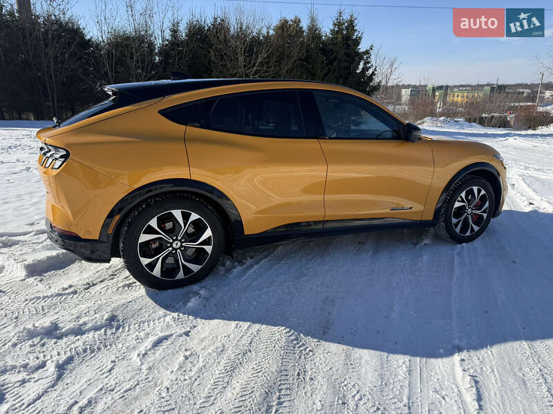 Внедорожник / Кроссовер Ford Mustang Mach-E 2022 в Ровно