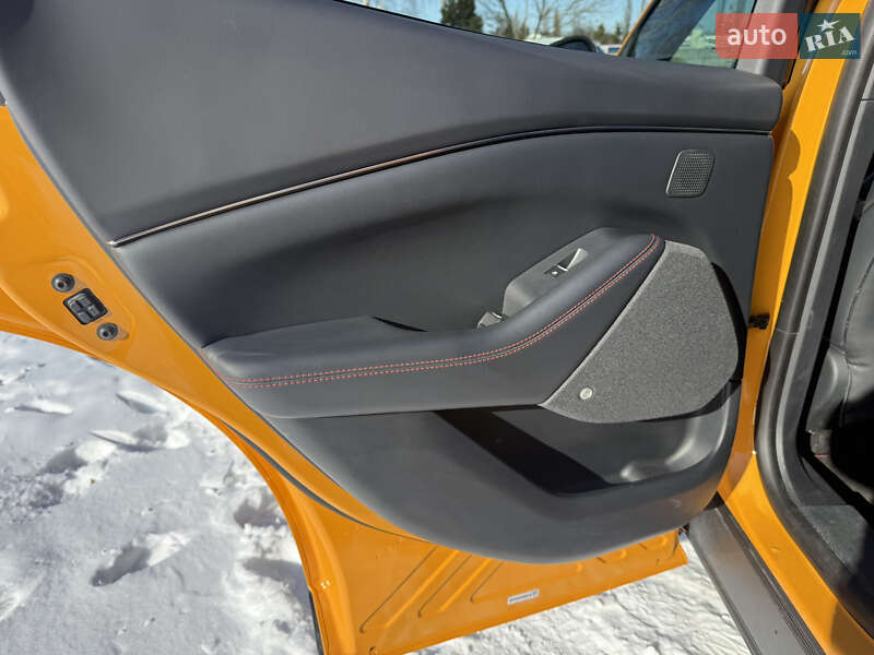 Внедорожник / Кроссовер Ford Mustang Mach-E 2022 в Ровно