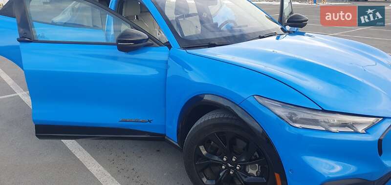 Позашляховик / Кросовер Ford Mustang Mach-E 2023 в Львові фото 4 Позашляховик / Кросовер Ford Mustang Mach-E 2023 в Львові