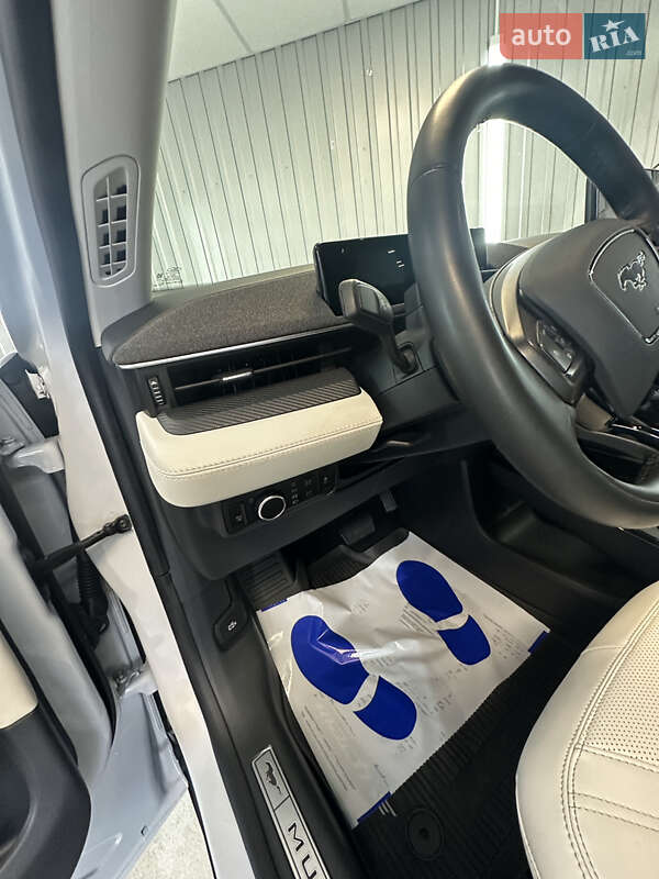 Внедорожник / Кроссовер Ford Mustang Mach-E 2023 в Тернополе фото 20 Внедорожник / Кроссовер Ford Mustang Mach-E 2023 в Тернополе