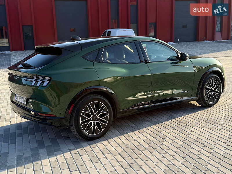 Позашляховик / Кросовер Ford Mustang Mach-E 2024 в Львові