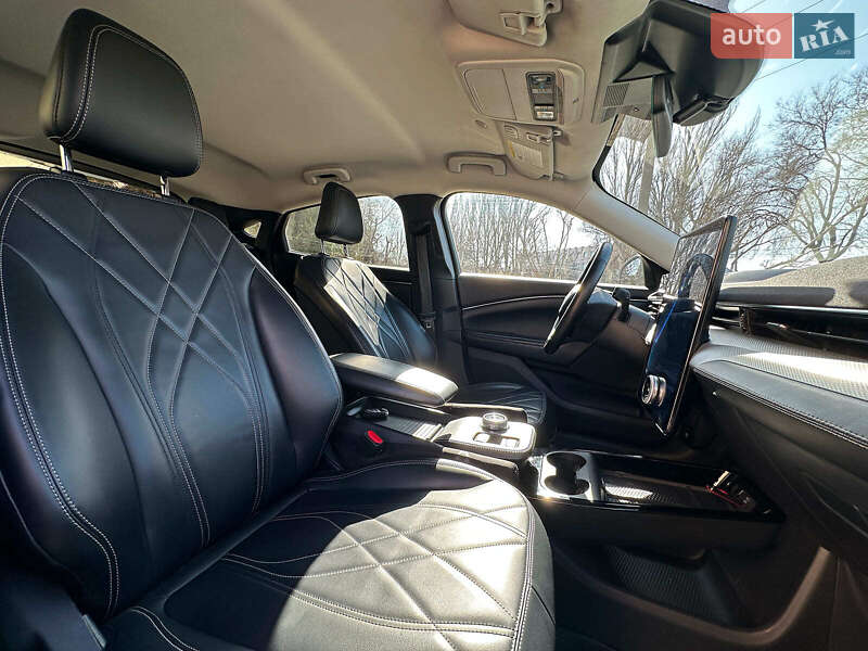 Внедорожник / Кроссовер Ford Mustang Mach-E 2021 в Запорожье