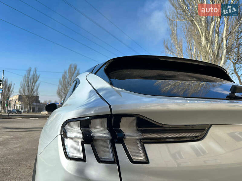 Внедорожник / Кроссовер Ford Mustang Mach-E 2021 в Запорожье
