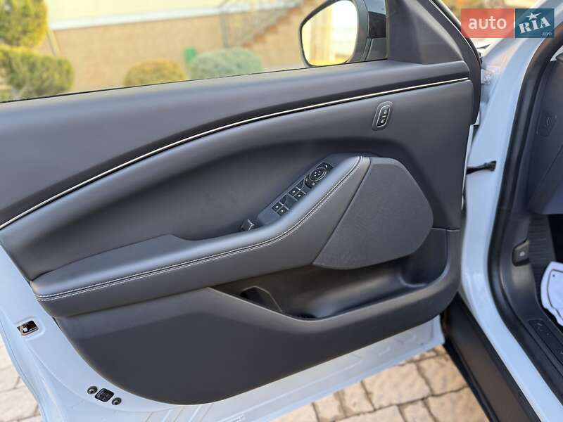 Позашляховик / Кросовер Ford Mustang Mach-E 2023 в Дрогобичі