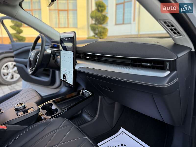 Позашляховик / Кросовер Ford Mustang Mach-E 2023 в Дрогобичі