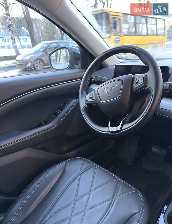 Позашляховик / Кросовер Ford Mustang Mach-E 2023 в Чернівцях фото 8 Позашляховик / Кросовер Ford Mustang Mach-E 2023 в Чернівцях