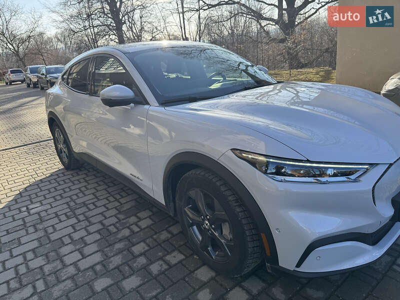 Внедорожник / Кроссовер Ford Mustang Mach-E 2021 в Надворной фото 3 Внедорожник / Кроссовер Ford Mustang Mach-E 2021 в Надворной