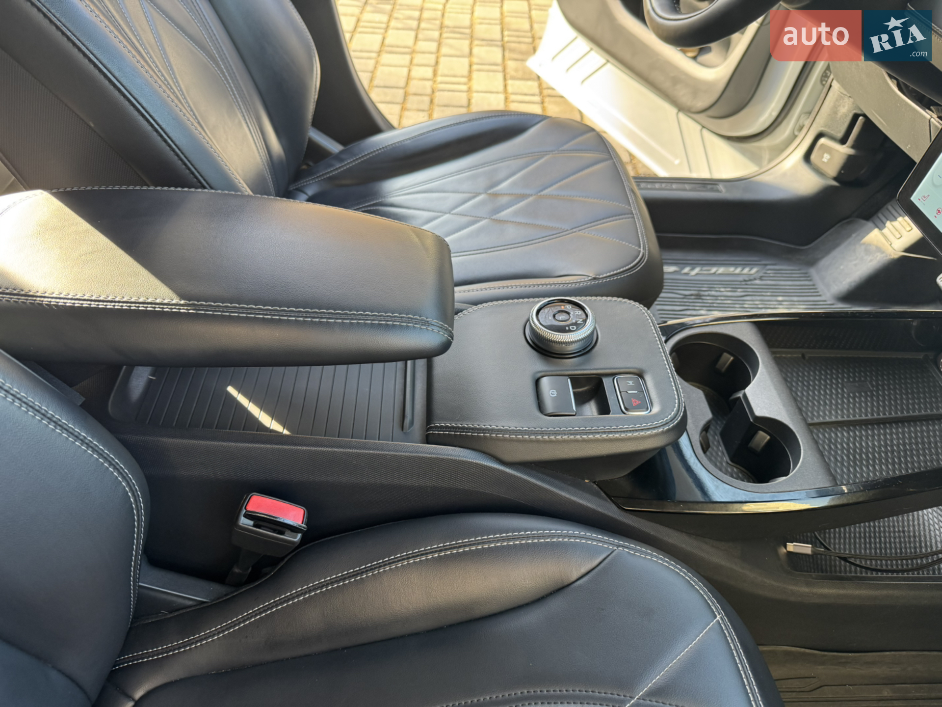 2021 Ford Mustang Mach-E - мініатюра 8