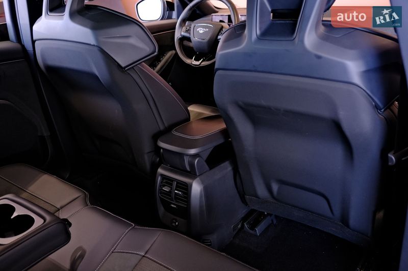 Внедорожник / Кроссовер Ford Mustang Mach-E 2023 в Одессе