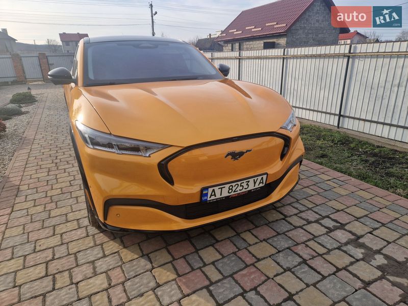 Позашляховик / Кросовер Ford Mustang Mach-E 2022 в Івано-Франківську