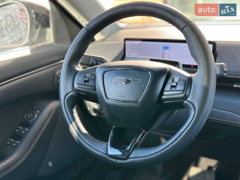 Внедорожник / Кроссовер Ford Mustang Mach-E 2022 в Киеве