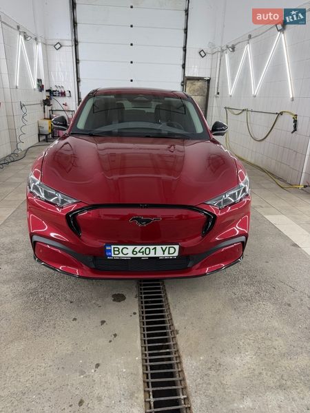 Внедорожник / Кроссовер Ford Mustang Mach-E 2024 в Львове