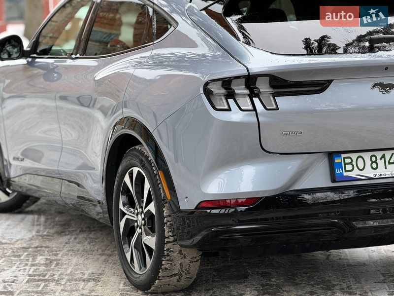 Внедорожник / Кроссовер Ford Mustang Mach-E 2022 в Львове