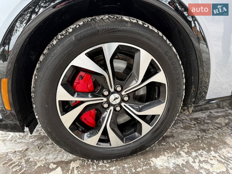 Внедорожник / Кроссовер Ford Mustang Mach-E 2022 в Львове