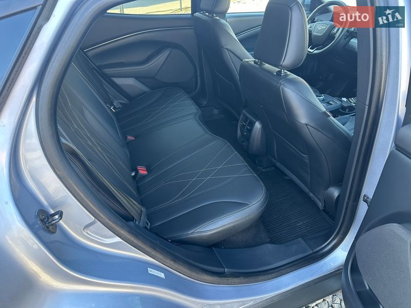 Внедорожник / Кроссовер Ford Mustang Mach-E 2022 в Черновцах