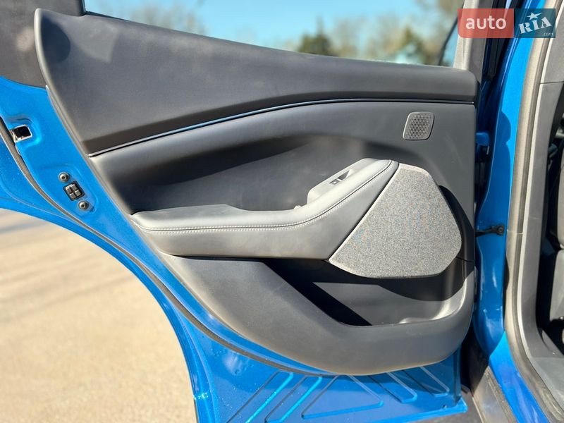 Внедорожник / Кроссовер Ford Mustang Mach-E 2025 в Валках